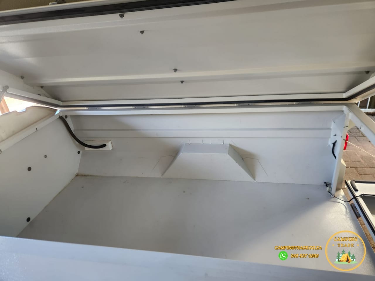 SOLD 2012 Jurgens Camp Lite Camping Trailer (CT 1259)