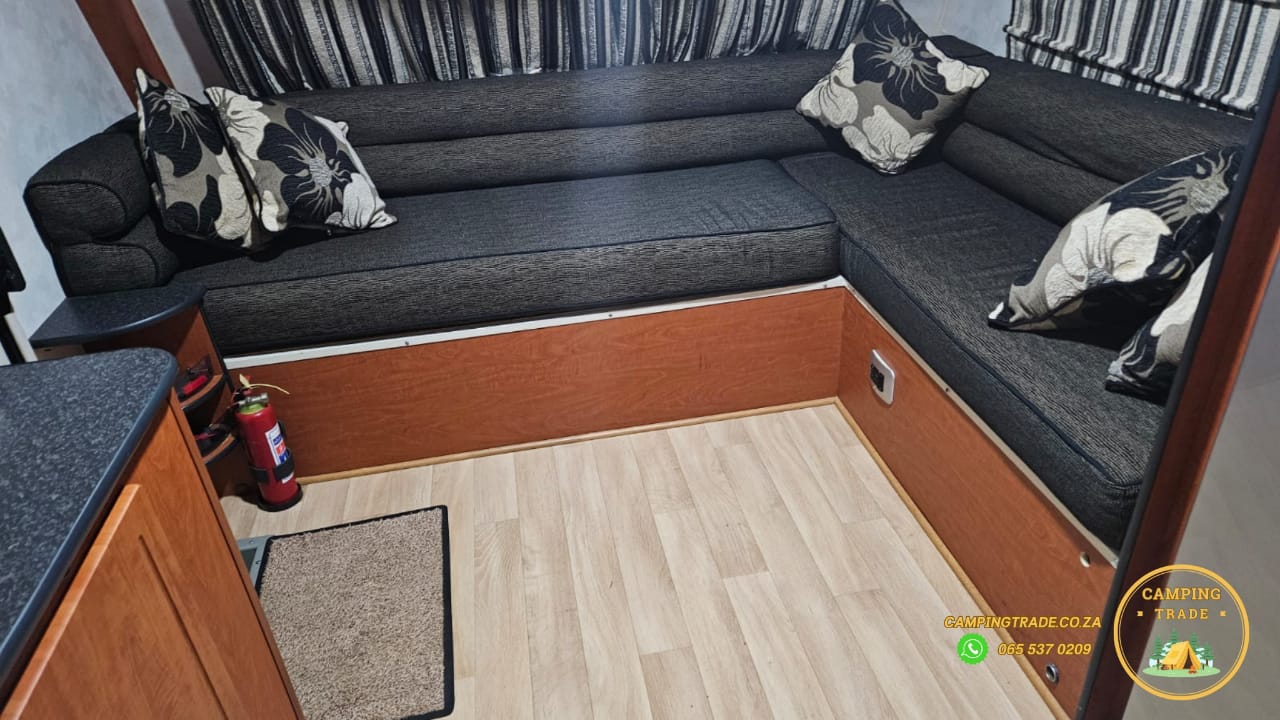 2013 Jurgens Elegance Caravan (CT 1248)