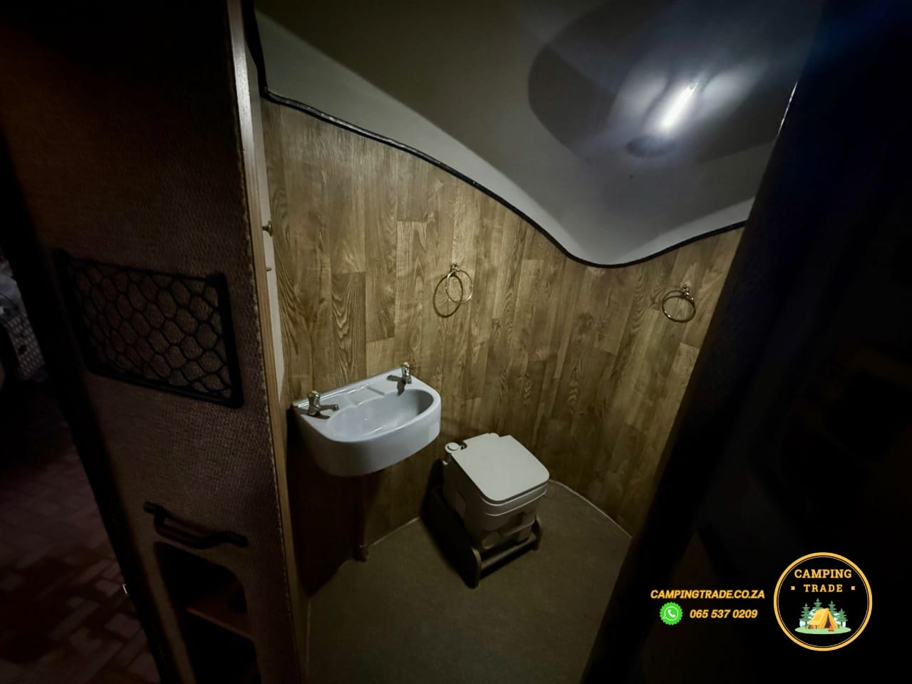 2015 Mobi Lodge Adventure Caravan (CT 1389)