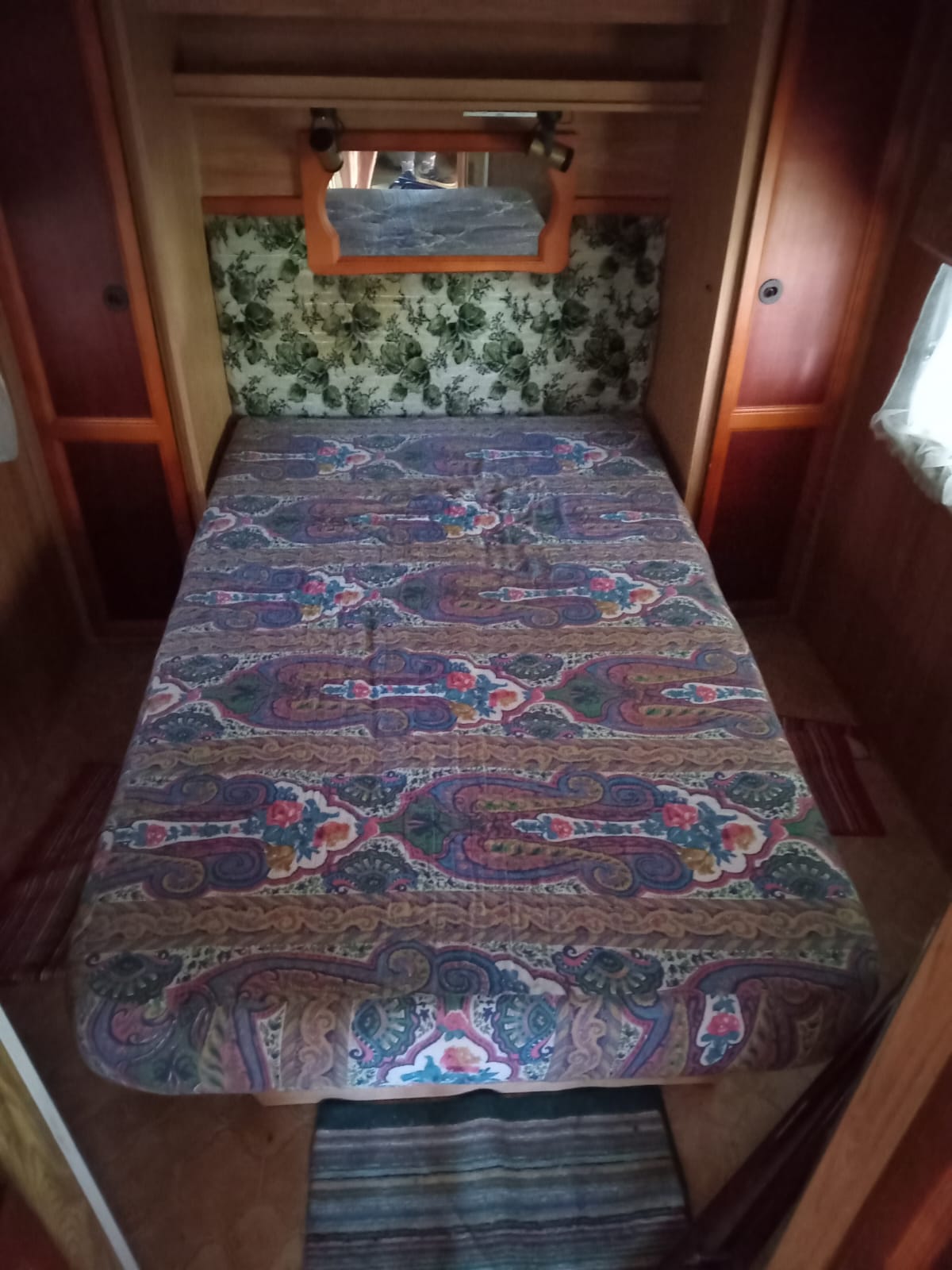 1987 Gypsey 4B Caravan (CT 1421)