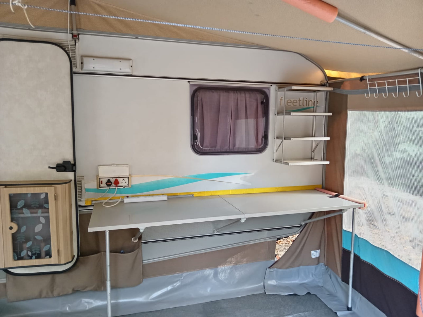 SOLD 2009 Jurgens Fleetline Caravan (CT 1400)