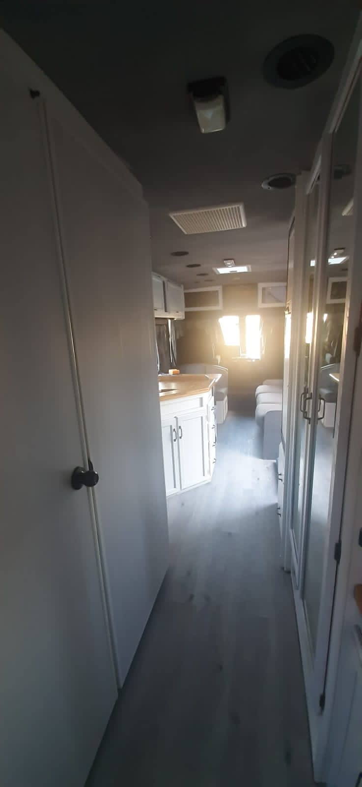 SOLD 1997 Winnebago Itasca Sunrise Motorhome (CT 1332)