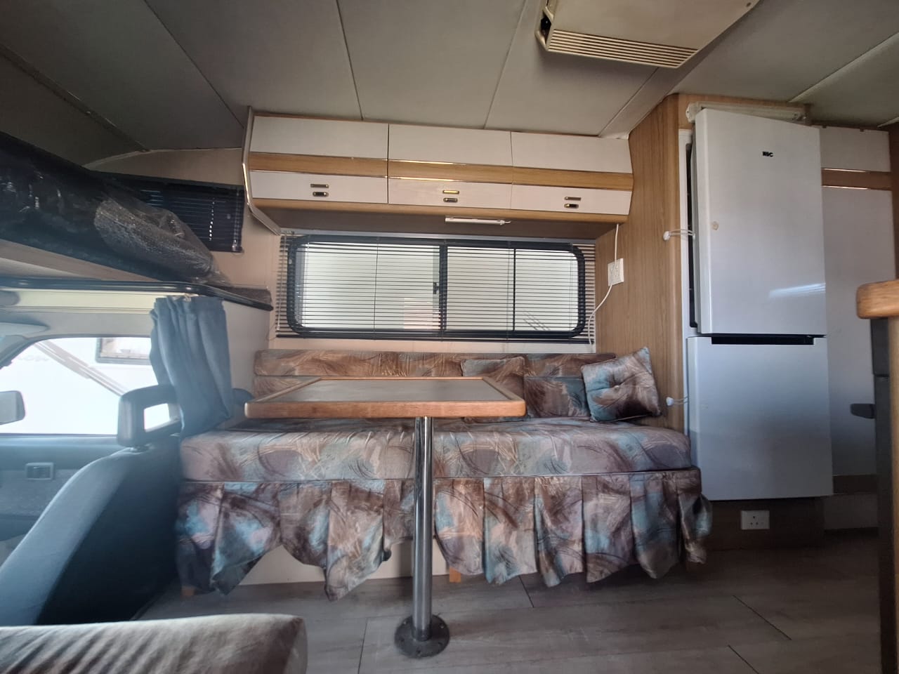 1997 Nissan Motorhome (CT 1463)
