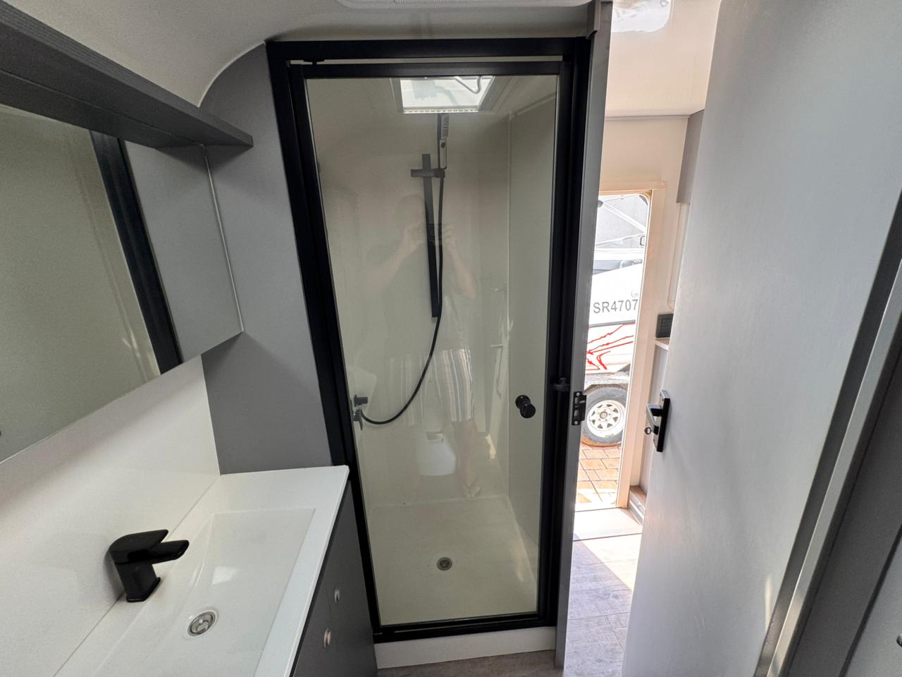 SOLD 2023 Cascade Comfort Caravan (CT 1438)