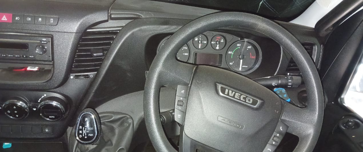 SOLD 2016 Iveco Discoverer 4 Motorhome (CT 1402)