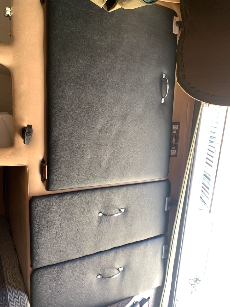 Bakkie Camper (CT 1242)