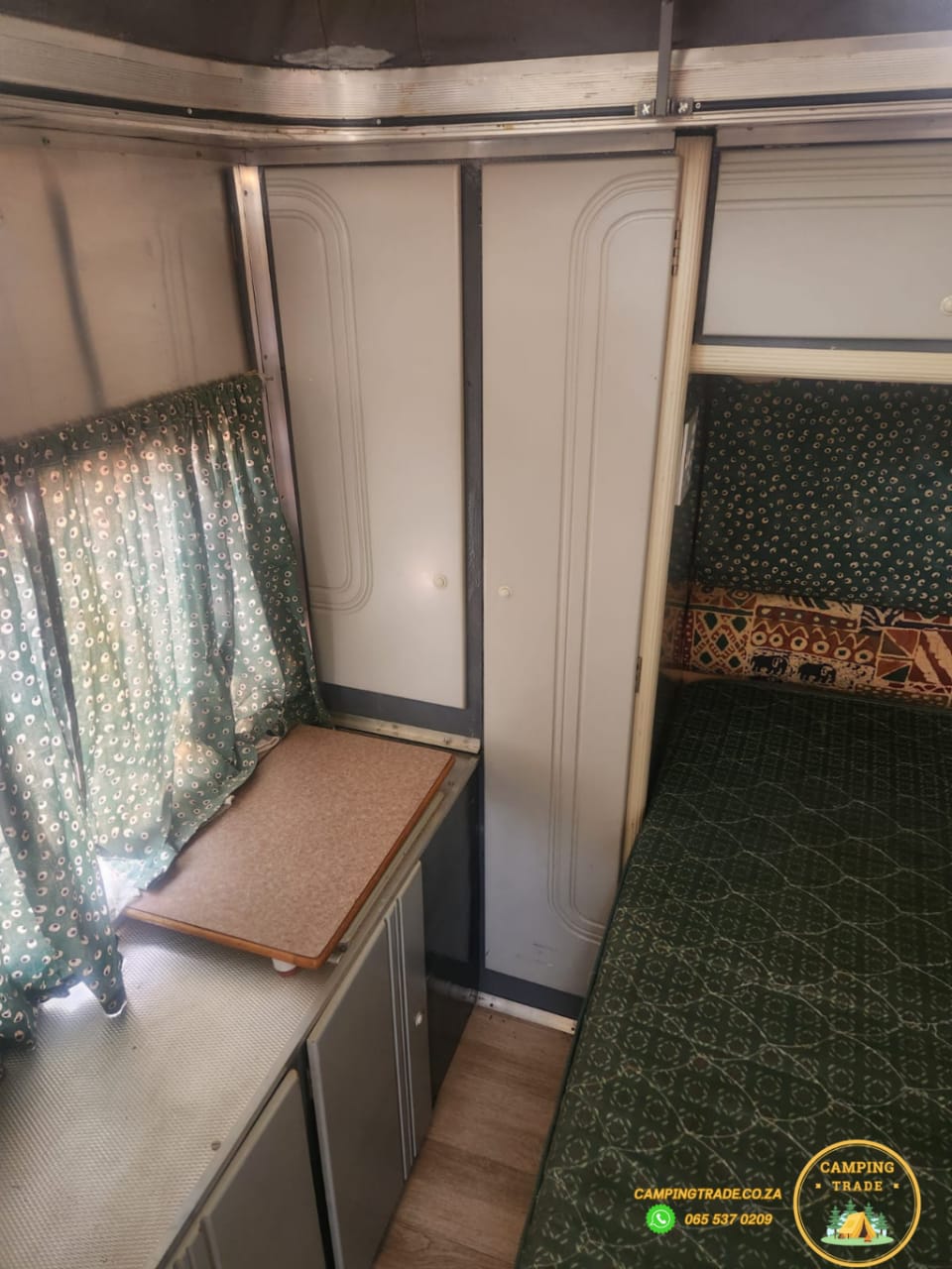 2000 Jurgens Fleetline Caravan (CT 1213)