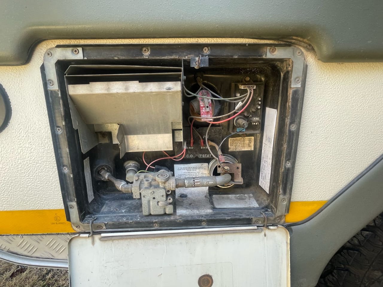 SOLD 1999 Jurgens Xplorer Off Road Caravan (CT 1343)