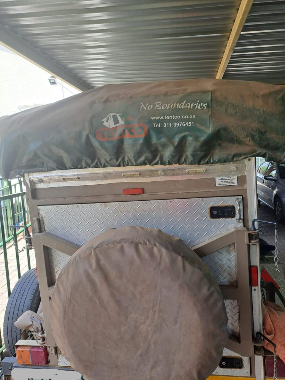 2009 Macau Camping Trailer (CT 1318)