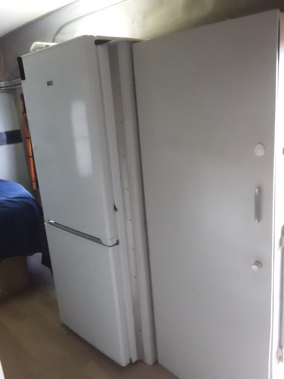 SOLD 1995 Jurgens Gazelle Caravan (CT 1297)