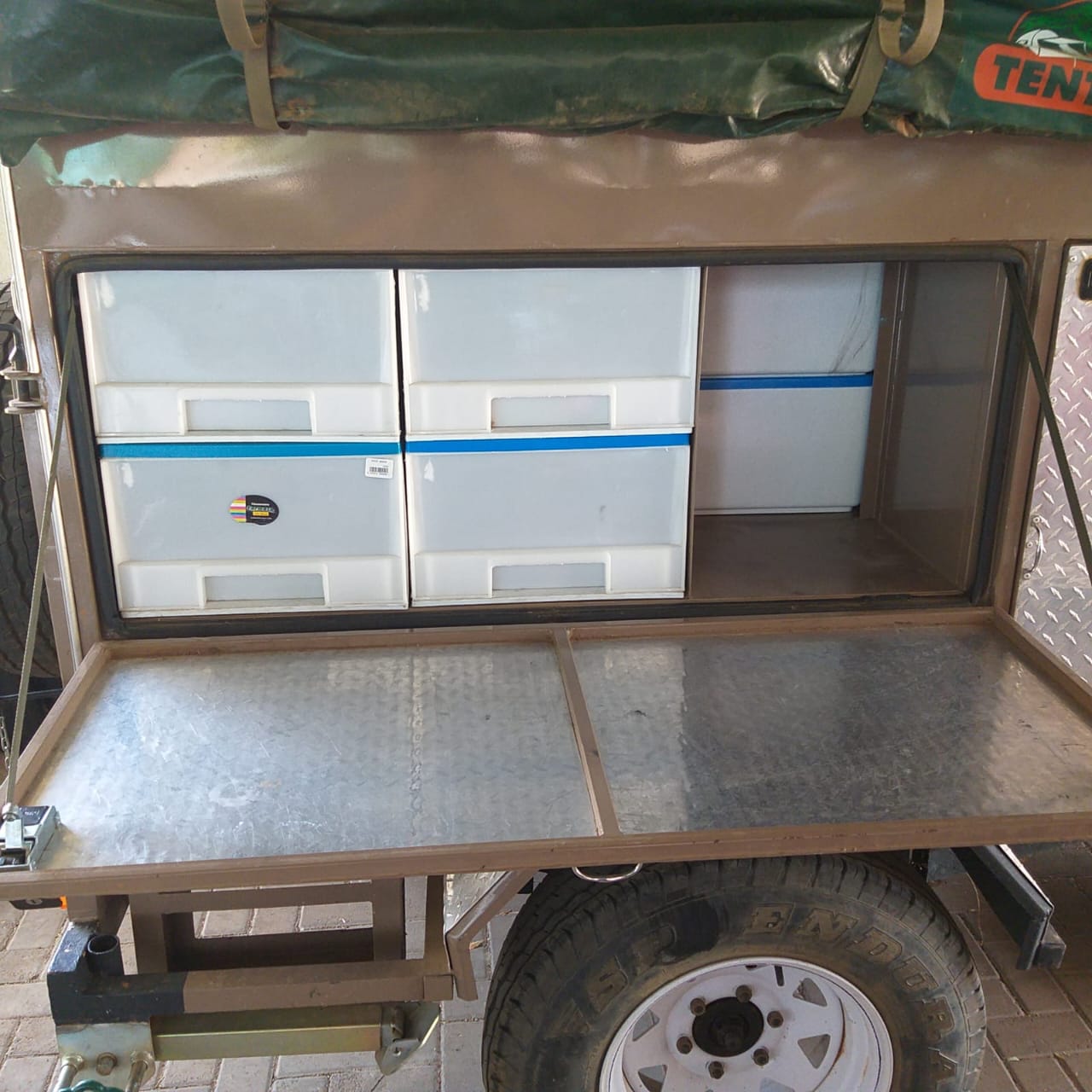 2009 Macau Camping Trailer (CT 1318)