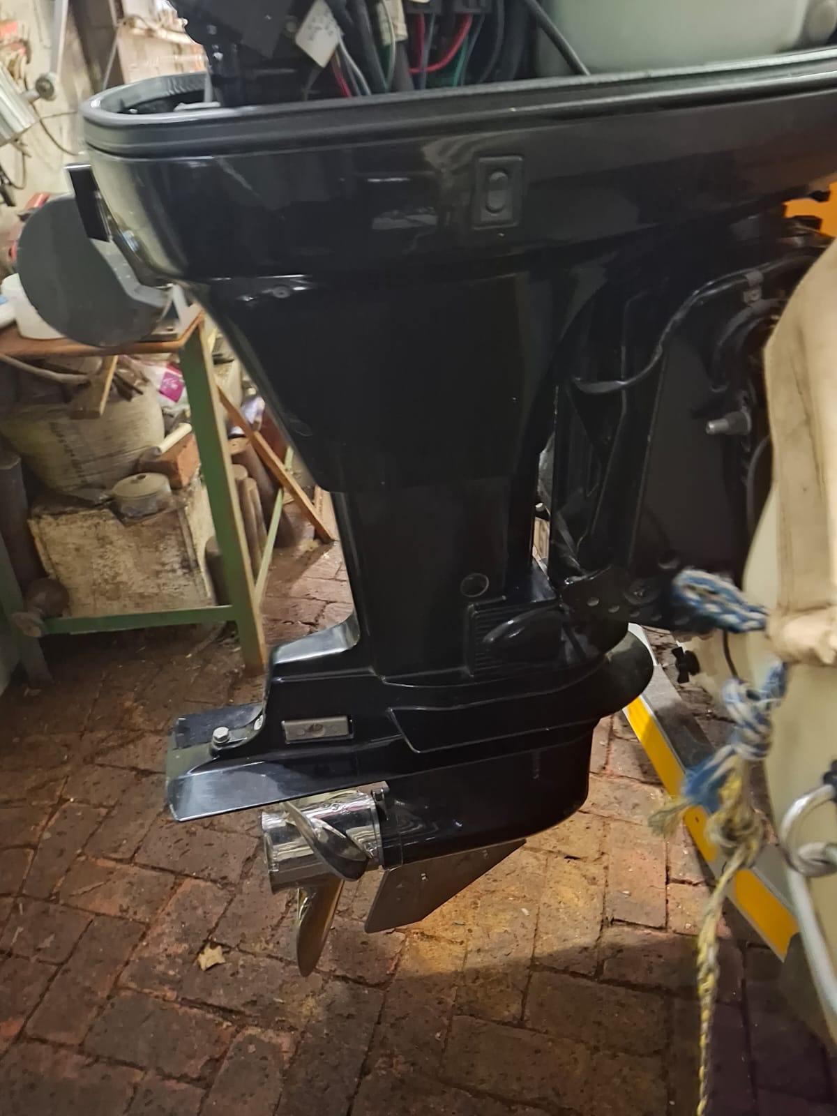 1998 Infinity 520 Boat (CT 1329)
