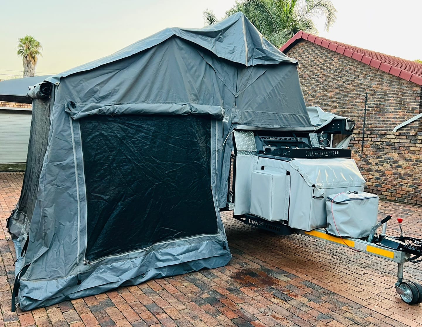 SOLD 2019 Conqueror Comfort Platinum Off Road Camping Trailer (CT 1334)