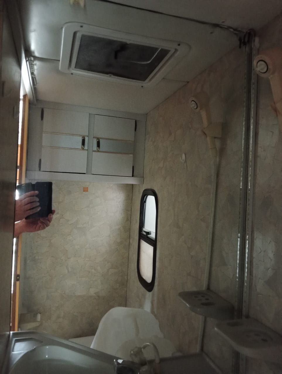 1996 Mitsubishi L300 Motorhome (CT 1419)