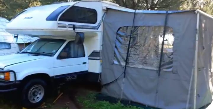 1997 Nissan Motorhome (CT 1463)