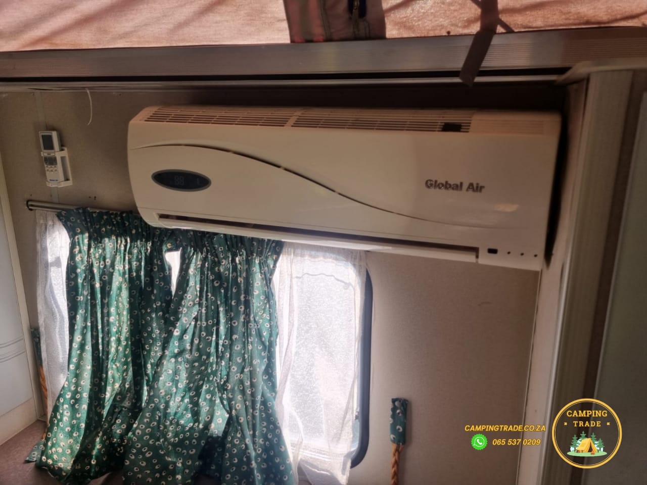 SOLD 1999 Jurgens Penta Caravan (CT 1208)