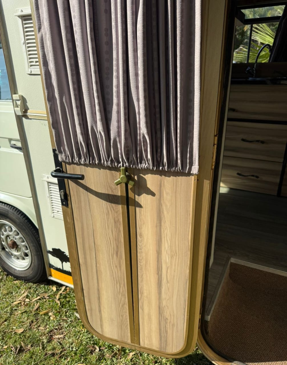 SOLD 1981 VW Autovilla Motorhome (CT 1436)