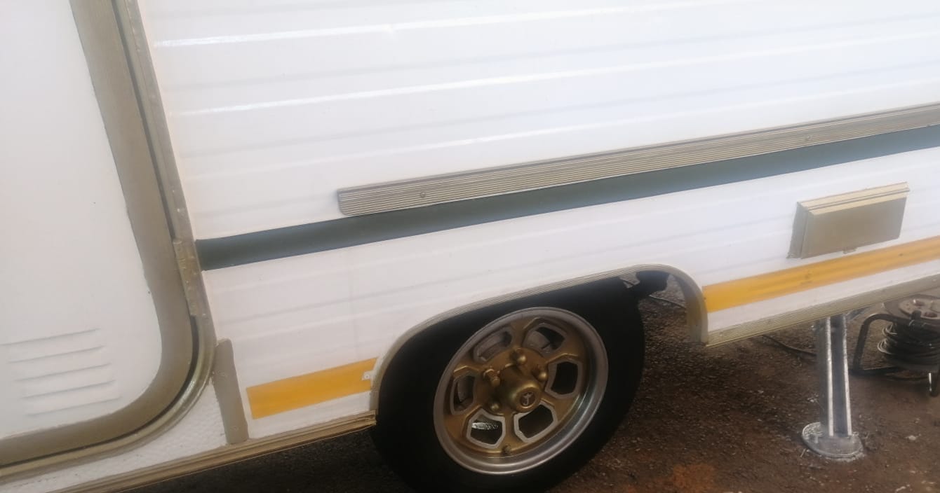 1972 Jurgens Delux 580 Caravan (CT 1461)
