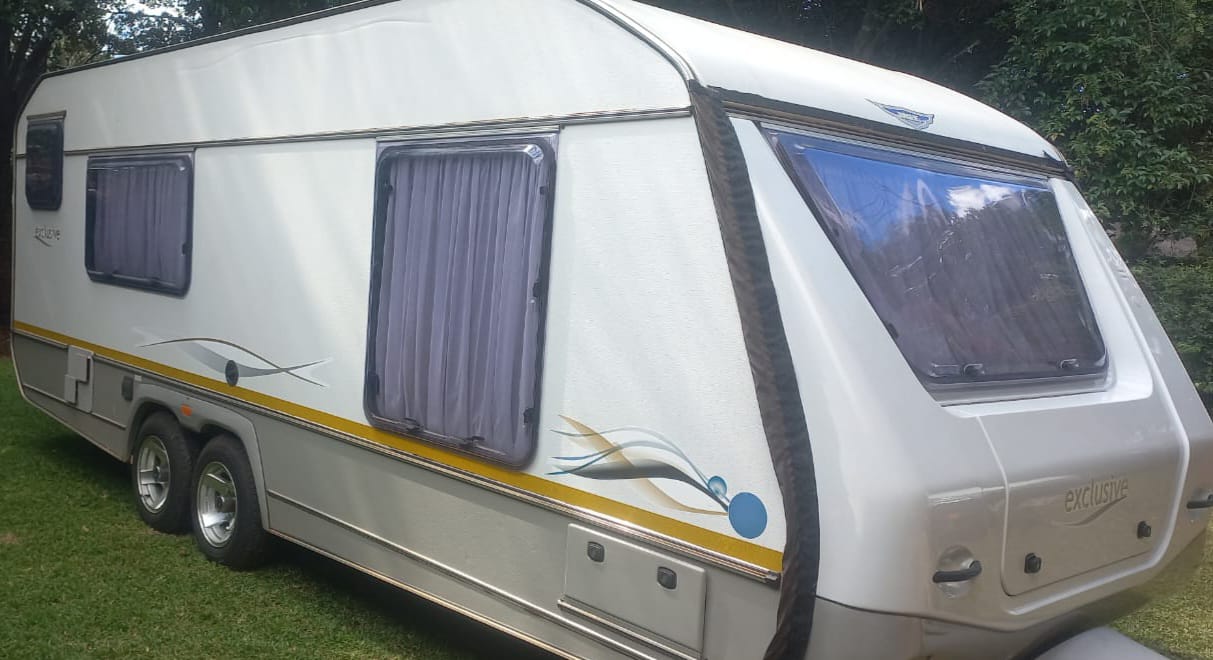 SOLD 2010 Jurgens Exclusive Caravan (CT 1355)