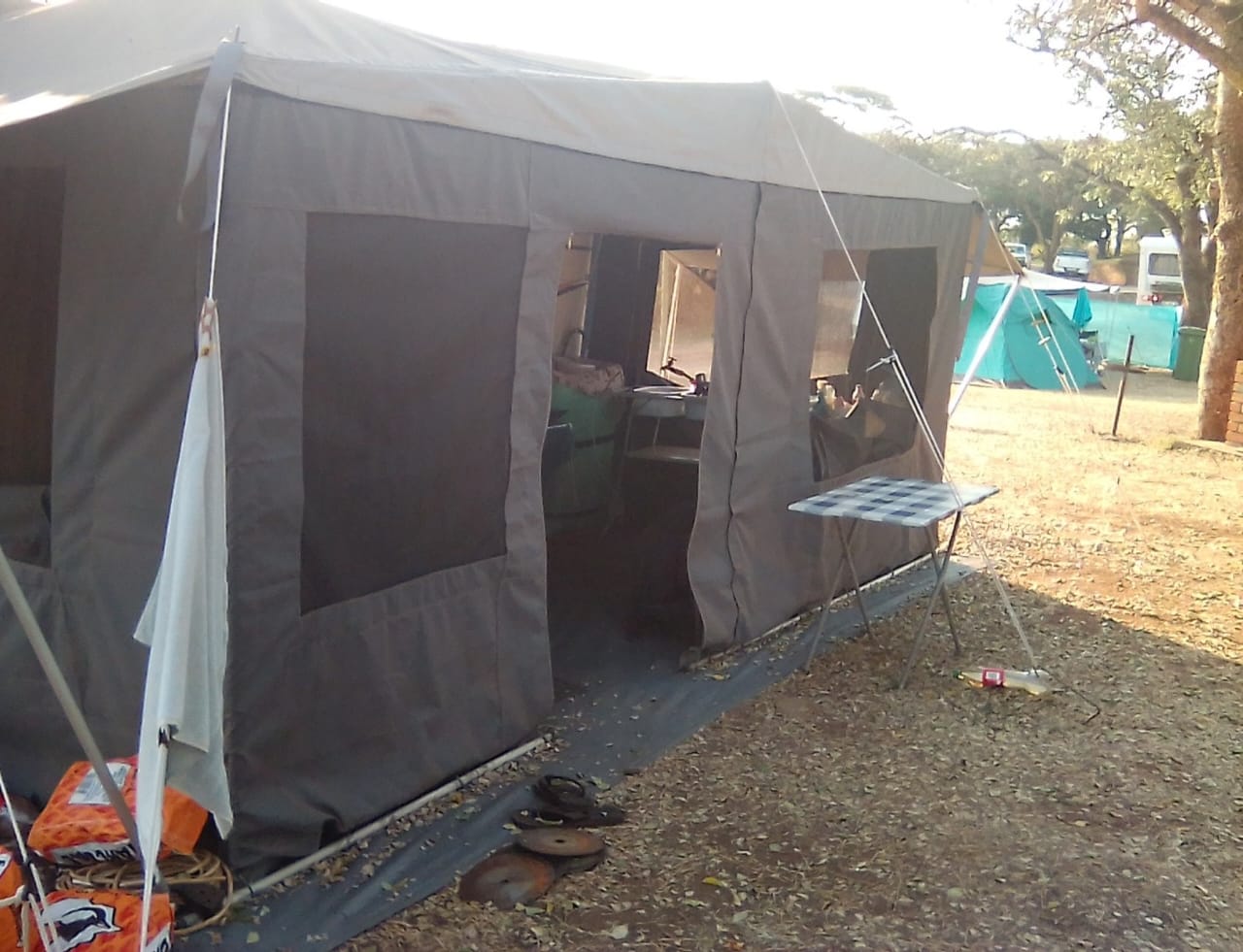 SOLD 1995 Jurgens Gazelle Caravan (CT 1297)