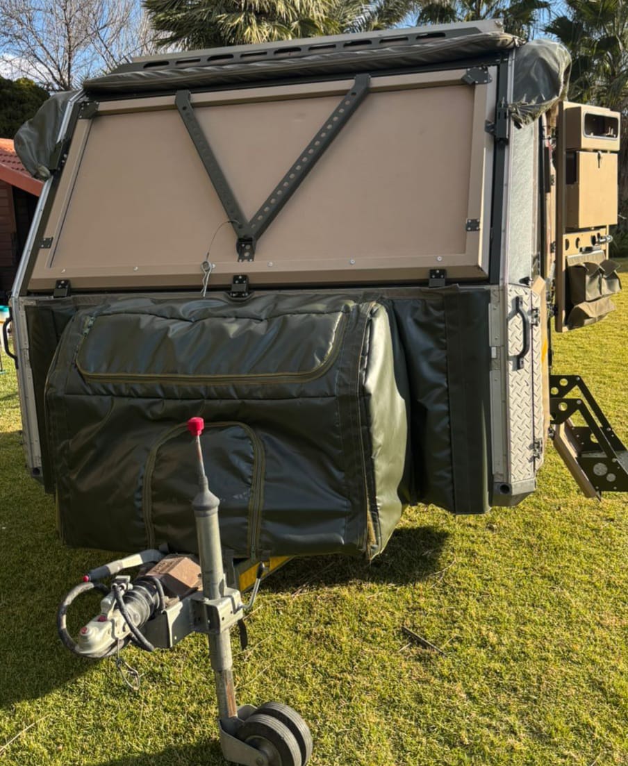 SOLD 2012 Conqueror Commander Off Road Caravan (CT 1417)