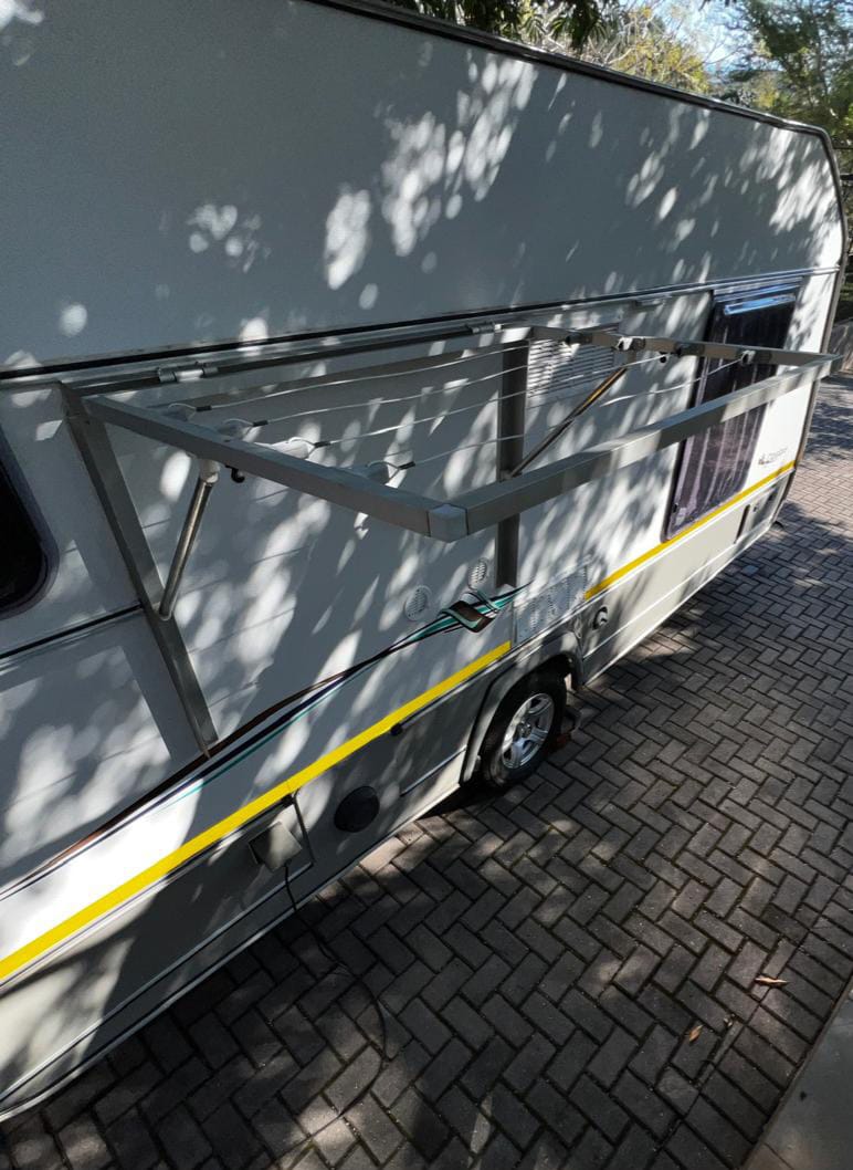 SOLD 2015 Jurgens Classique Caravan (CT 1406)