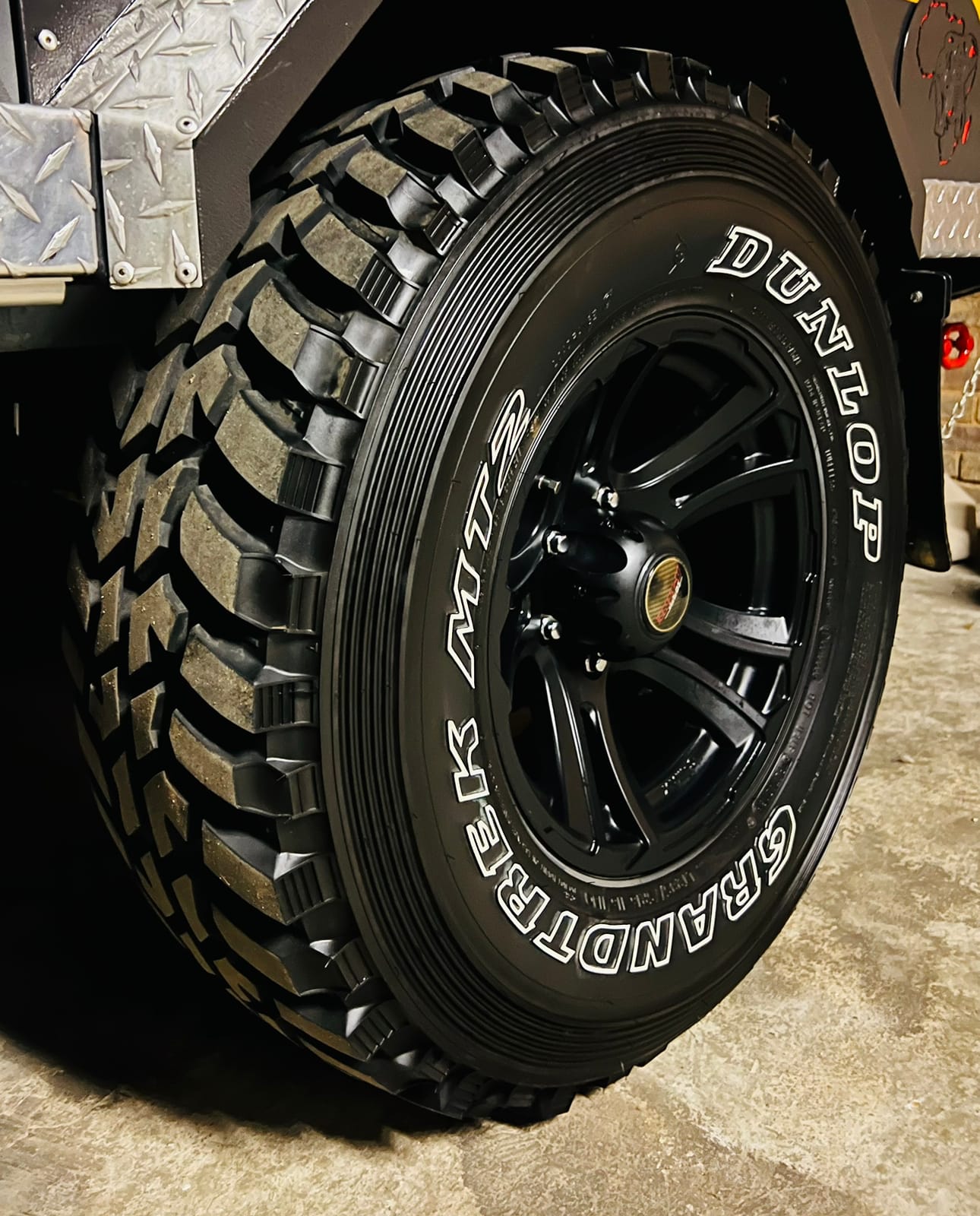 SOLD 2019 Conqueror Comfort Platinum Off Road Camping Trailer (CT 1334)