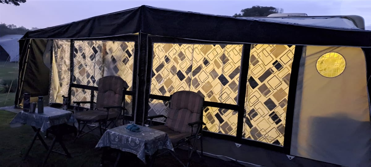 SOLD 2015 Sensation Anee Caravan (1376)