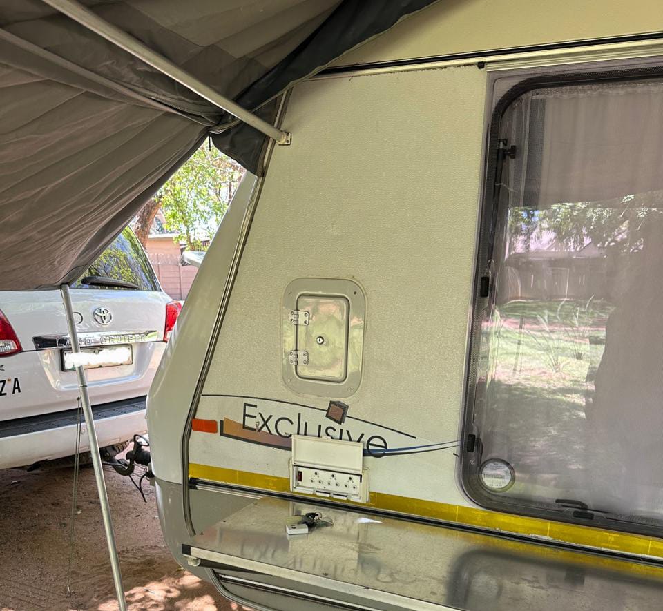 SOLD 2008 Jurgens Exclusive Caravan (CT 1435)