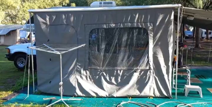 1997 Nissan Motorhome (CT 1463)
