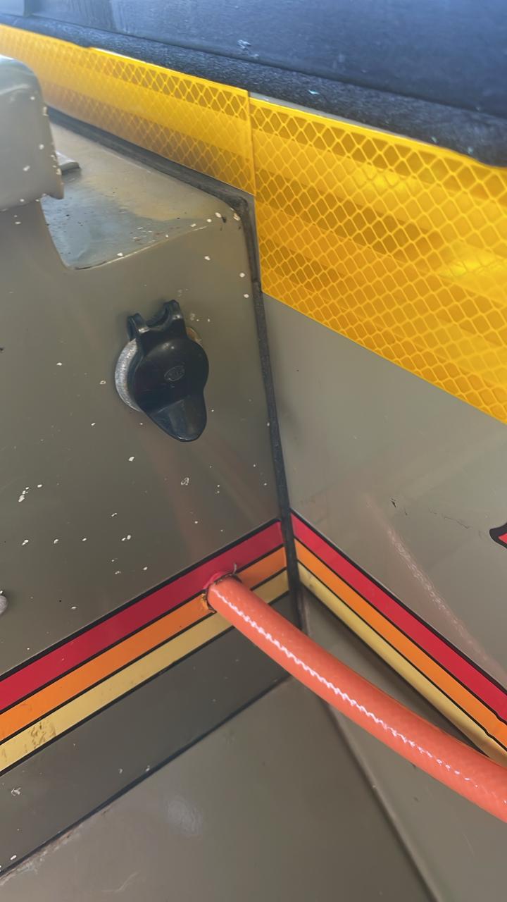 SOLD 2000 Venter Bush Baby Camping Trailer (CT 1471)