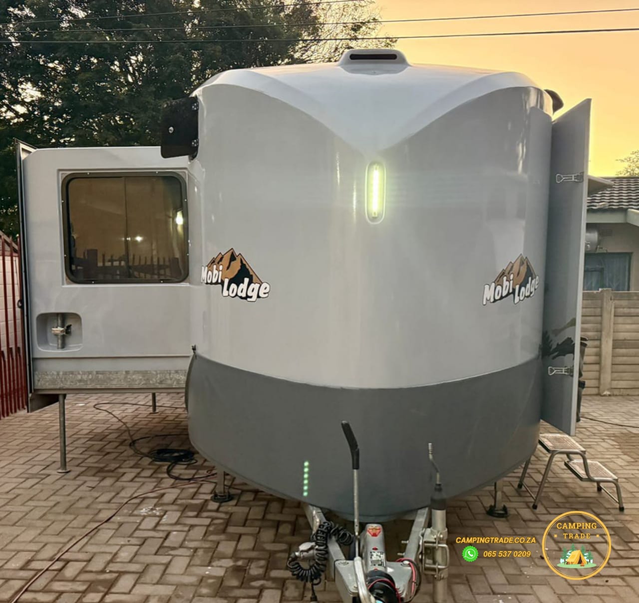 2015 Mobi Lodge Adventure Caravan (CT 1389)