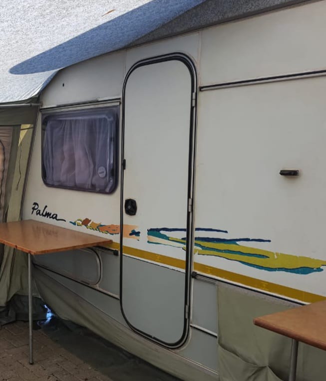 SOLD Jurgens Palma Caravan (CT 1397)