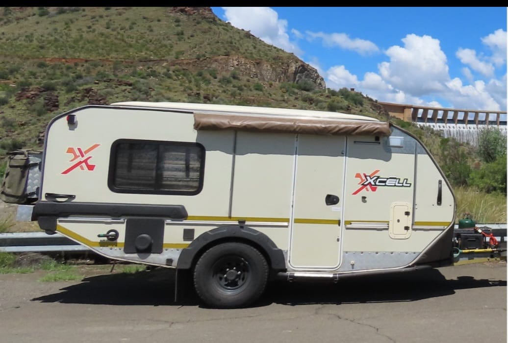 2014 Jurgens Xplorer Xcell Off Road Caravan (CT 1378)