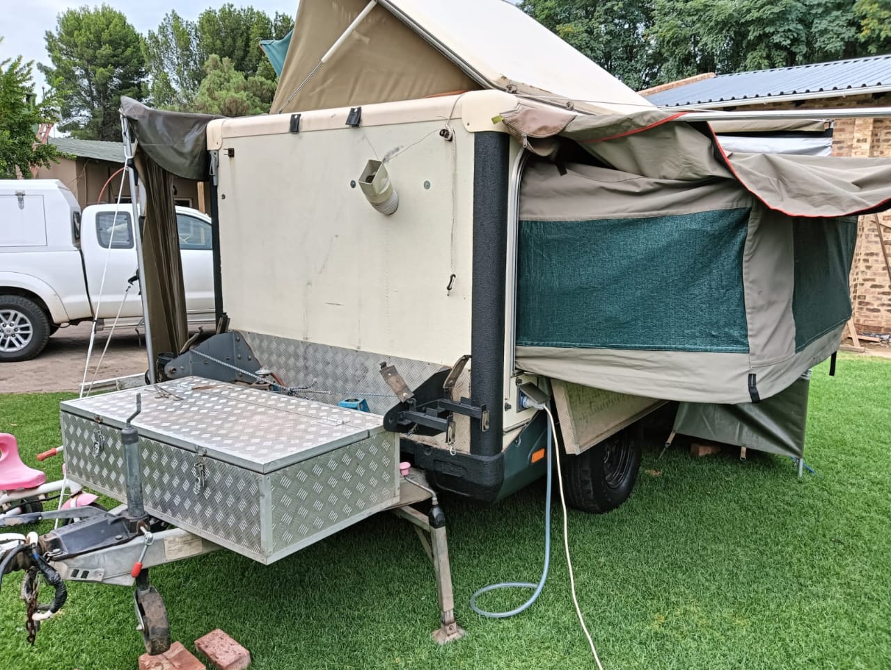 SOLD 2005 Jurgens Oryx Camping Trailer (CT 1388)