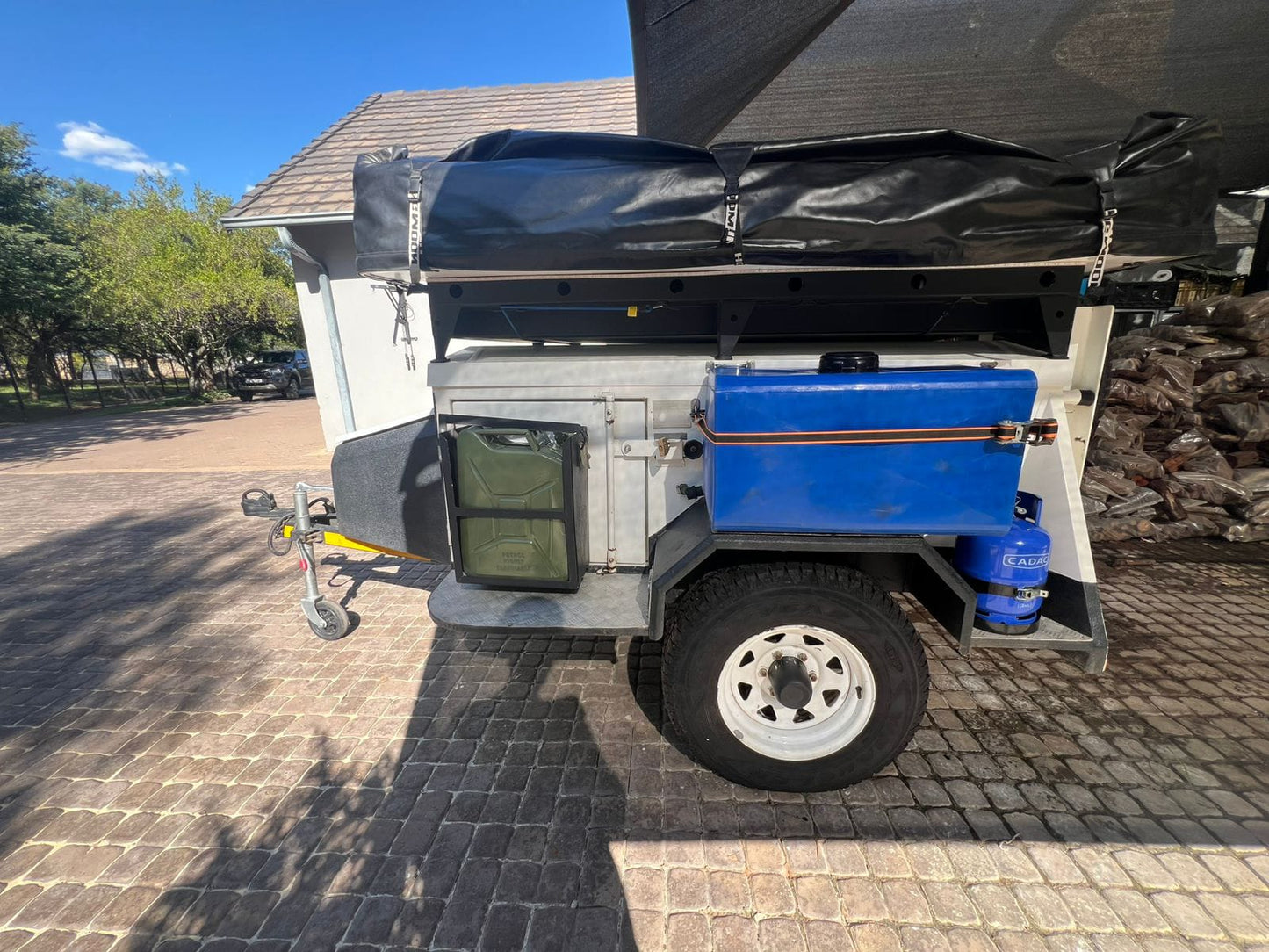 SOLD 2008 Challenger Bundu Basher Camping Trailer (CT 1302)