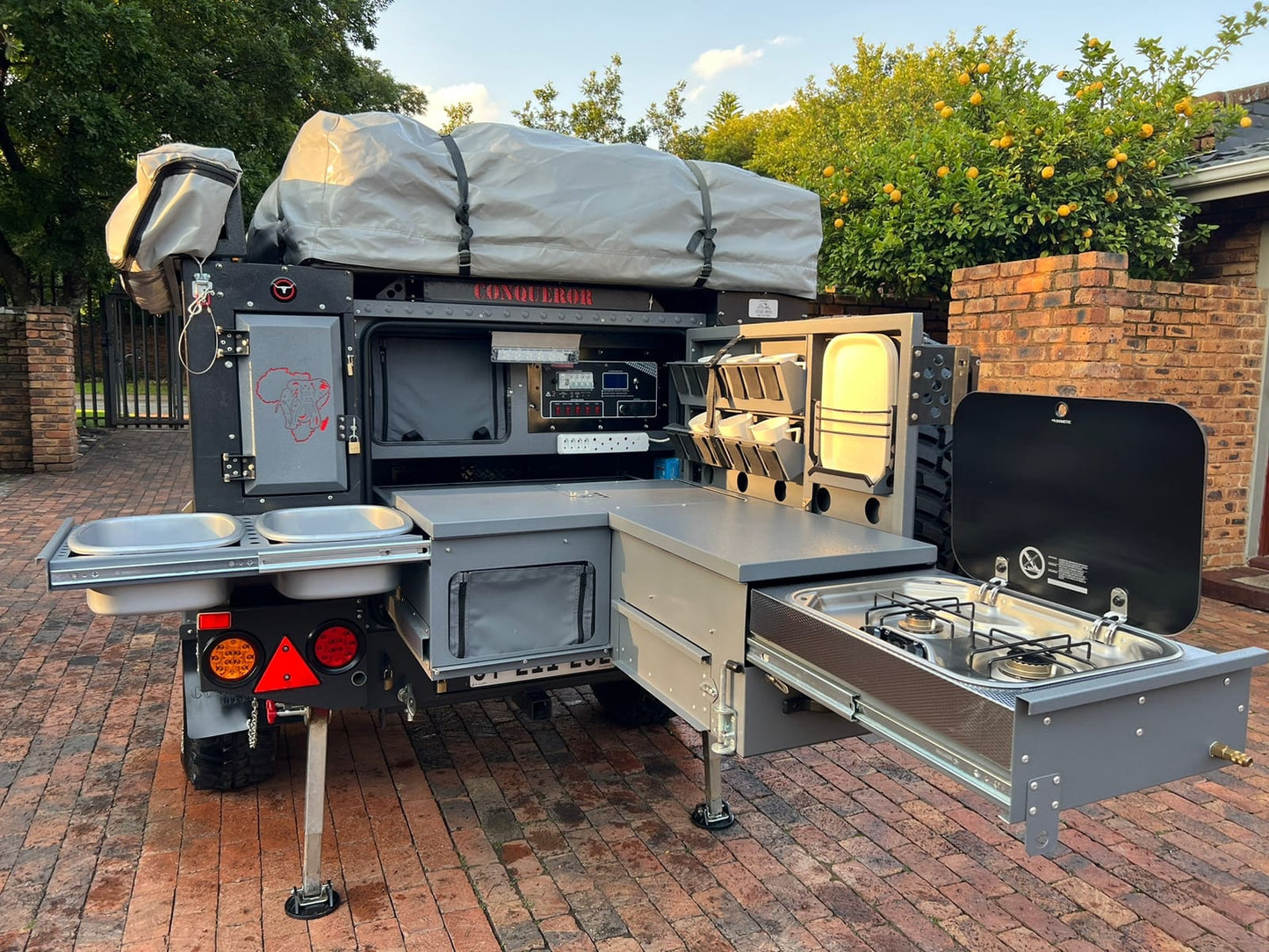 SOLD 2019 Conqueror Comfort Platinum Off Road Camping Trailer (CT 1334)