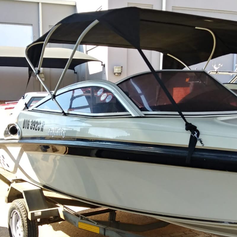1998 Infinity 520 Boat (CT 1329)