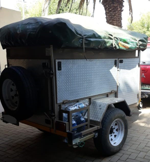 2009 Macau Camping Trailer (CT 1318)