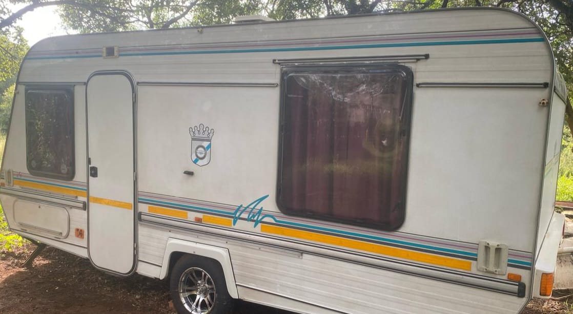 SOLD 1991 Jurgens Classique Caravan (CT 1342)