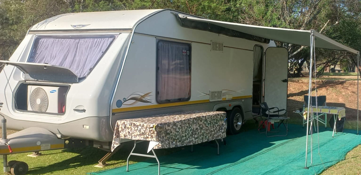 SOLD 2010 Jurgens Exclusive Caravan (CT 1355)