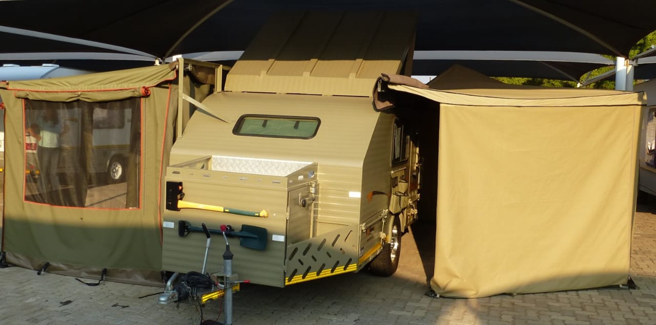 SOLD 2011 Challenger Ratel Off Road Camping Trailer (CT 1372)