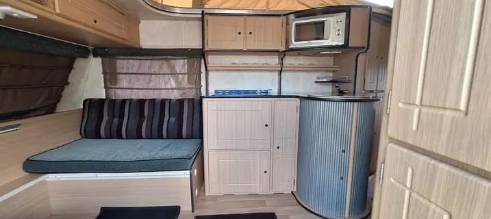 2011 Jurgens Penta Caravan (CT 1348)