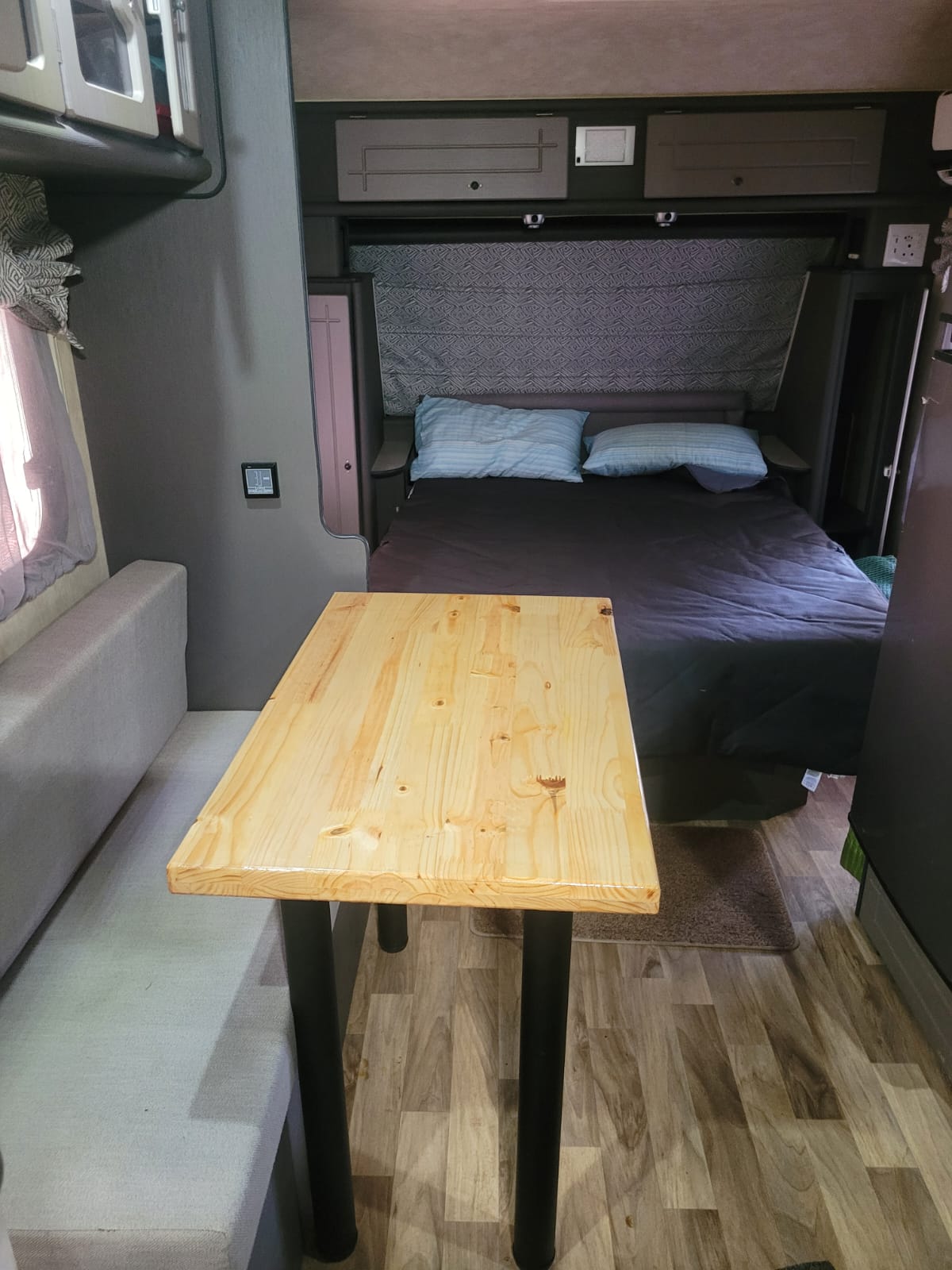 2015 Jurgens Classique Caravan (CT 1351)