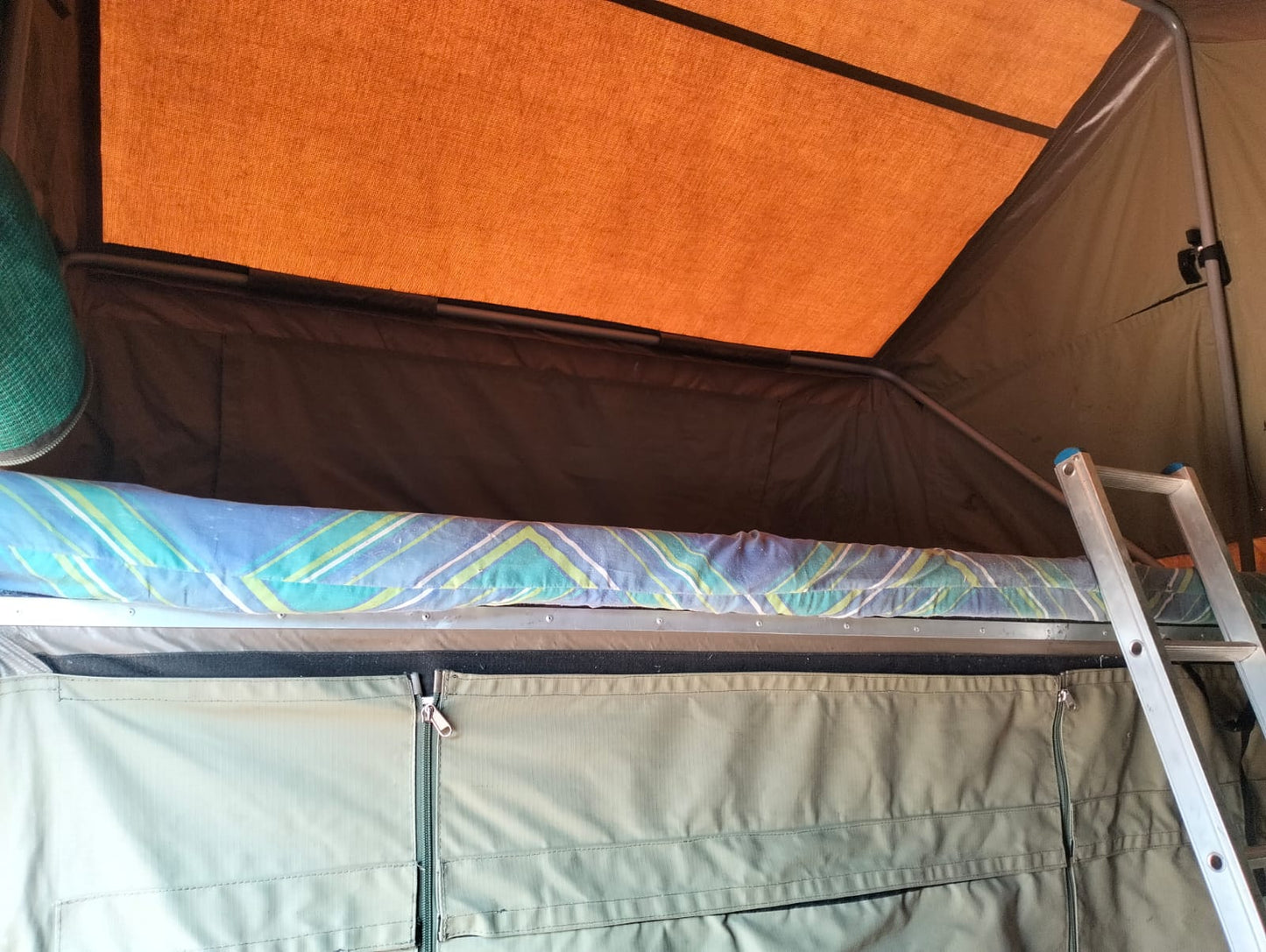 2004 Venter Bushbaby Camping Trailer (CT 1320)
