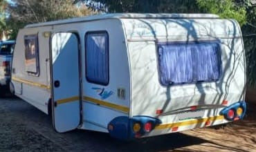 SOLD 2000 Sprite Splash Caravan (CT 1427)