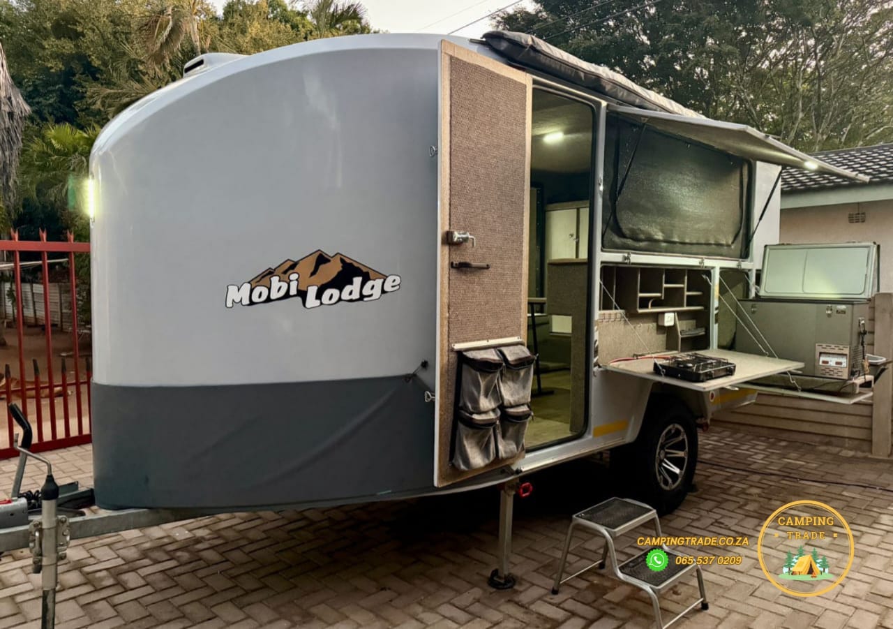 2015 Mobi Lodge Adventure Caravan (CT 1389)