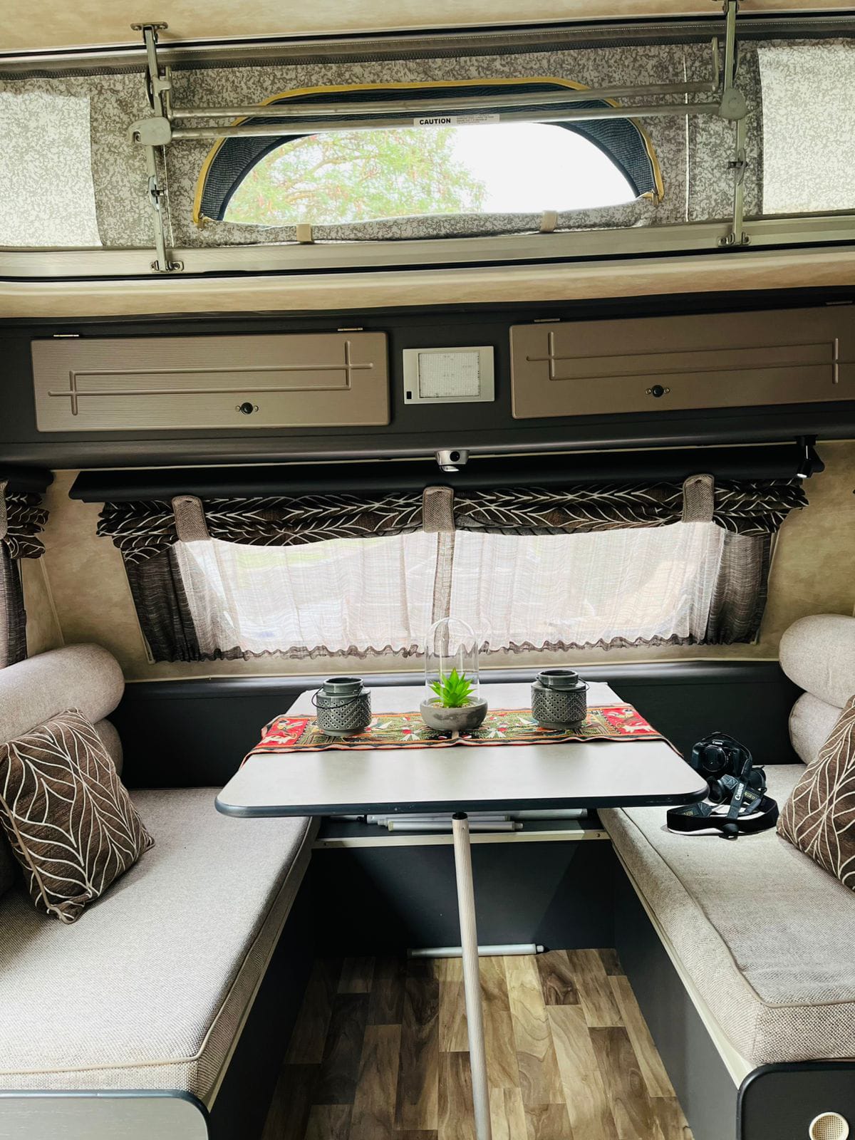 2016 Jurgens Penta Caravan (CT 1367)