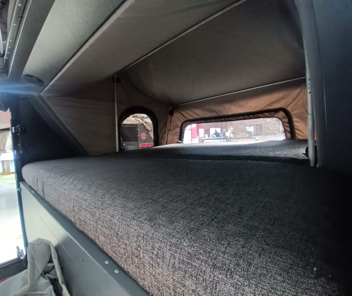 2020 Conqueror Commander Platinum Off Road Camping Trailer (CT 1420)