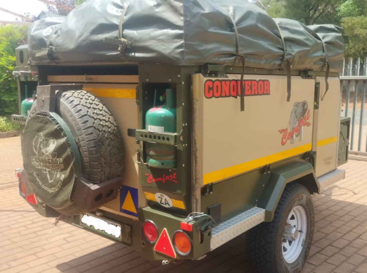 2012 Conqueror Comfort Off Road Camping Trailer (CT 1455)